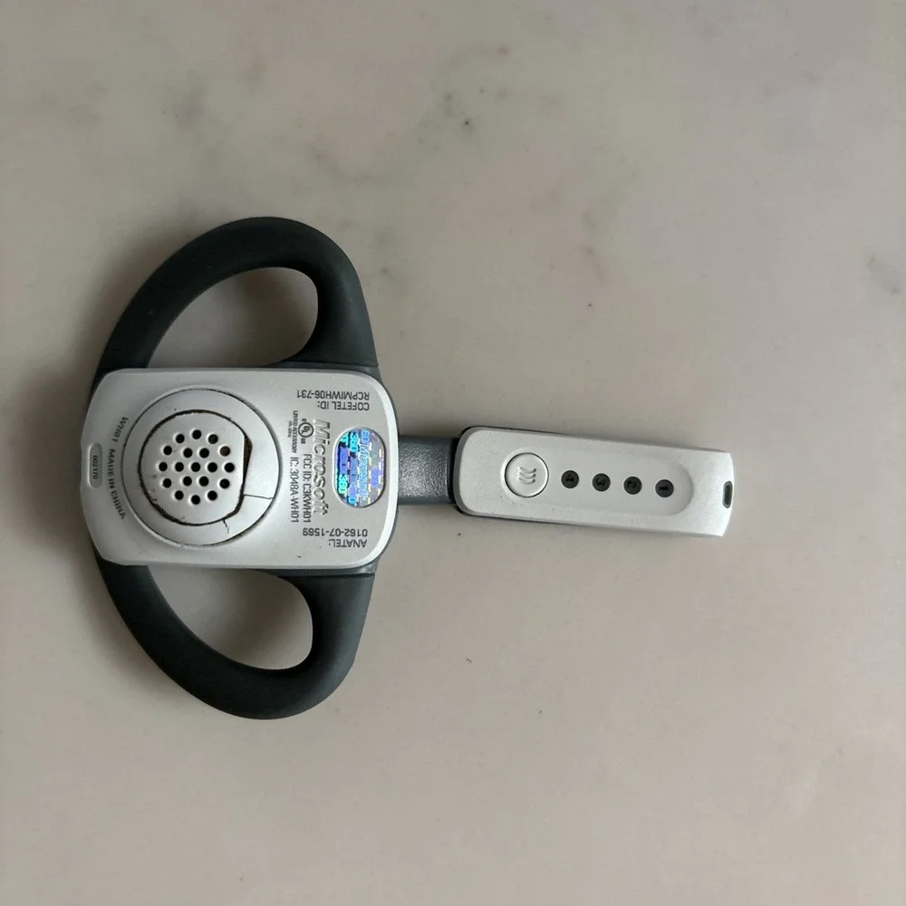 Official Microsoft Xbox‎ 360 Wireless Ear Piece Headset & Microphone UNTESTED